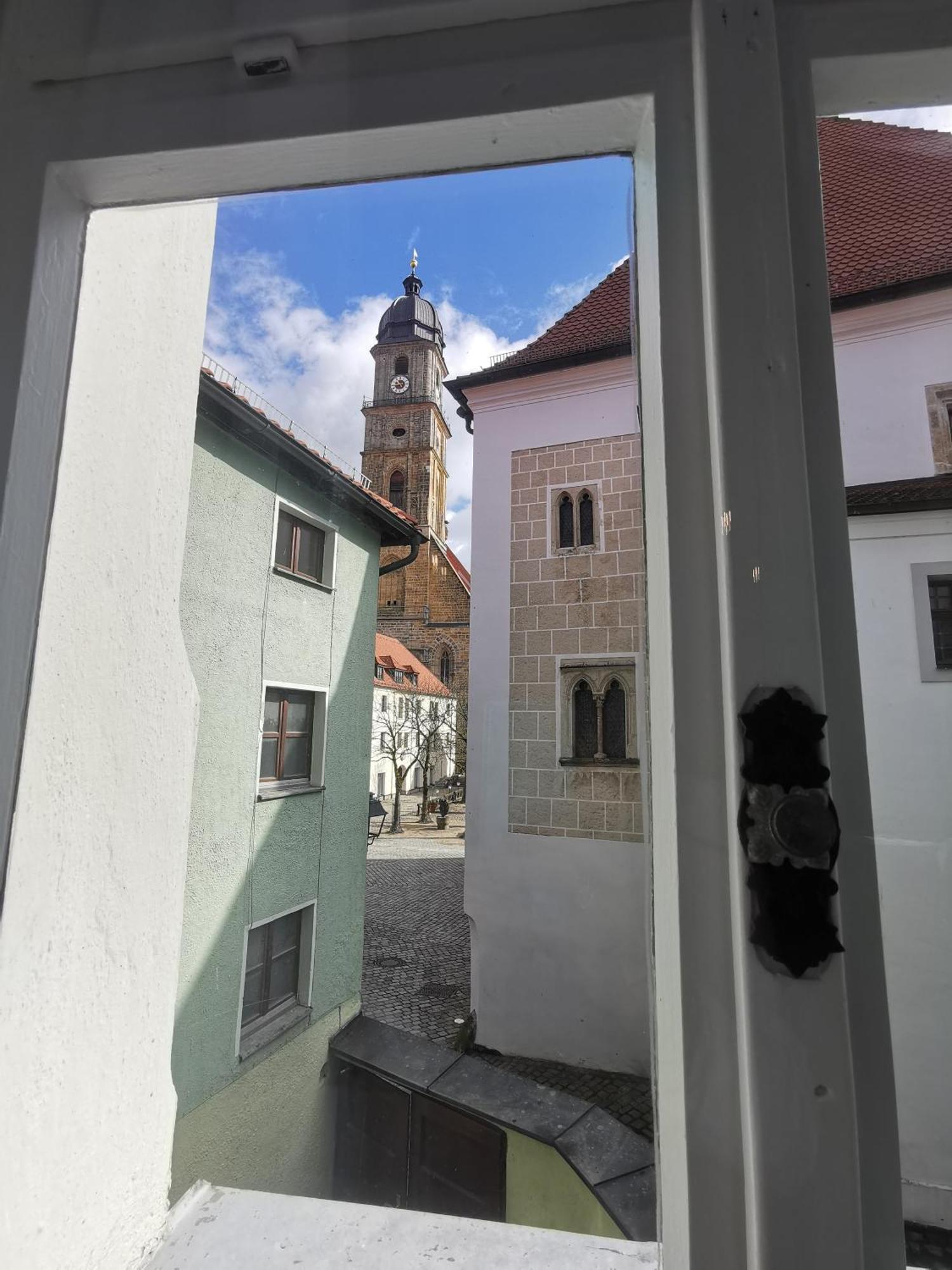 Der Schoenste Platz In Der Altstadt Амберг Экстерьер фото